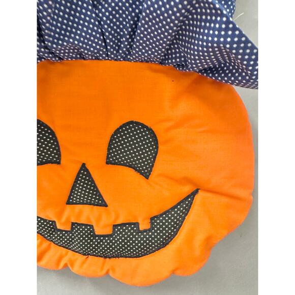 Vintage Halloween orange with polka dots Jack-o'-lantern quilted wall hanging - Picture 4 of 16